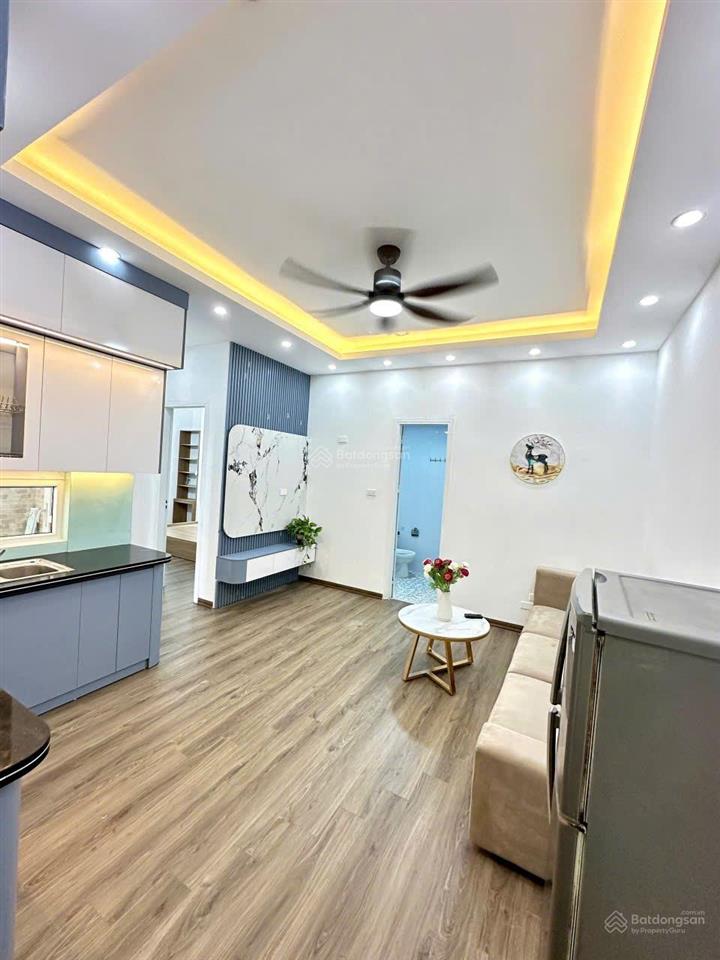 Tớ bán nhanh căn góc tầng trung thang thấp tòa ct12a 53.5m2 ban công đông nam, kim văn kim lũ