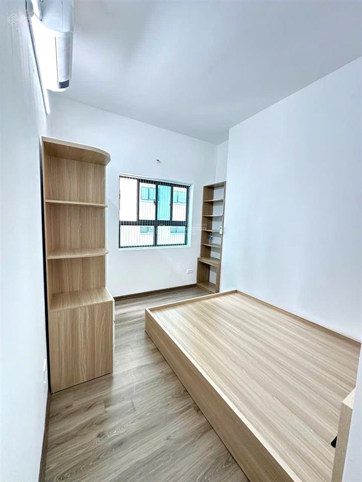 Tớ bán nhanh căn góc tầng trung thang thấp tòa ct12a 53.5m2 ban công đông nam, kim văn kim lũ