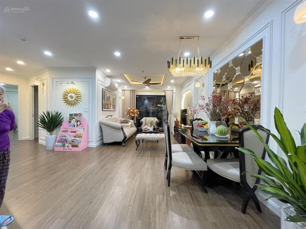 Bán nhanh căn hoa hậu 3 phòng ngủ 98.4m2 tòa b vinaconex kđt kim văn kim lũ