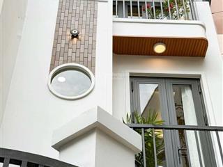Nhà đẹp hxh phan xích long  phùng văn cung, p7 phú nhuận  30m2 3 tầng 4pn 4wc full nt
