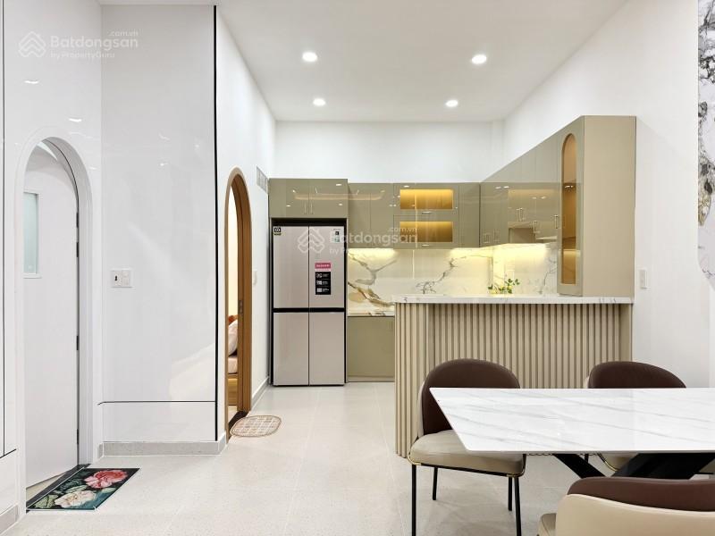 Siêu phẩm giá tốt  nơ trang long  64m2 (5.3x13) 3 tầng 4pn 4 wcphòng trà xông hơi 1 căn ra ô tô