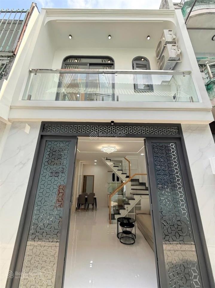 Hiếm khuông việt sát đầm sen nhà mới dọn vào ở ngay  40m2 1 trệt 1 lầu 3 pn  hẻm xe hơi đỗ cửa