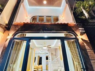 Hiếm nhà bán  thích quảng đức, phú nhuận  31m2  3 tầng  full nt 2 mặt hẻm thoáng  4pn 3wc