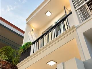 Sát bên bình thạnh  ngay đại học công nghiệp  nhà đẹp full nội thất 2 tầng 44m² 3pn có sân để xe