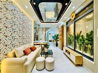 Sát bình thạnh phú nhuận  nhà đẹp full nội thất đường tú mỡ  42m2 2 tầng 3pn hoàn công đủ