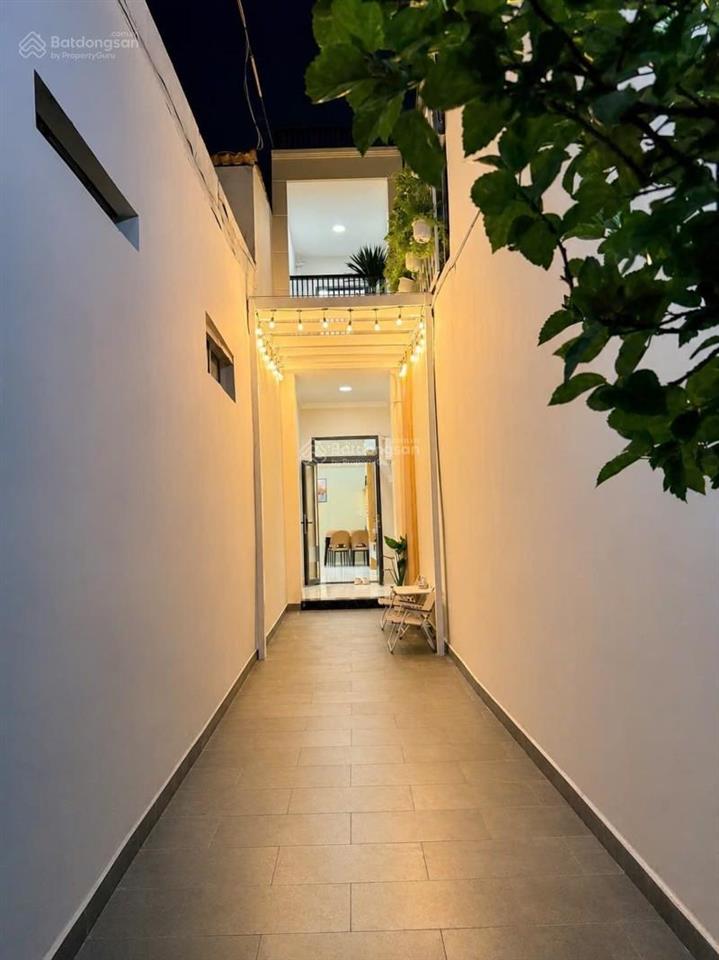 Siêu rẻ 70m2 đất công nhận đủ xvnt p26 bình thạnh  2 tầng 2pn hẻm 3 gác  sân để xe 10 chiếc