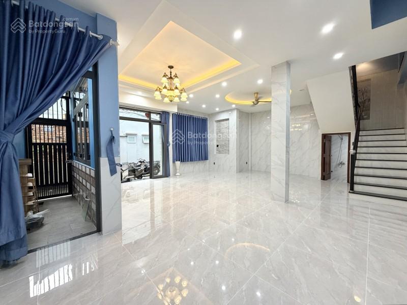 Siêu diện tích 67m2 4 tầng btct ngang lớn 7.8m cách mặt tiền 10m tiện làm văn phòng  ở đông người