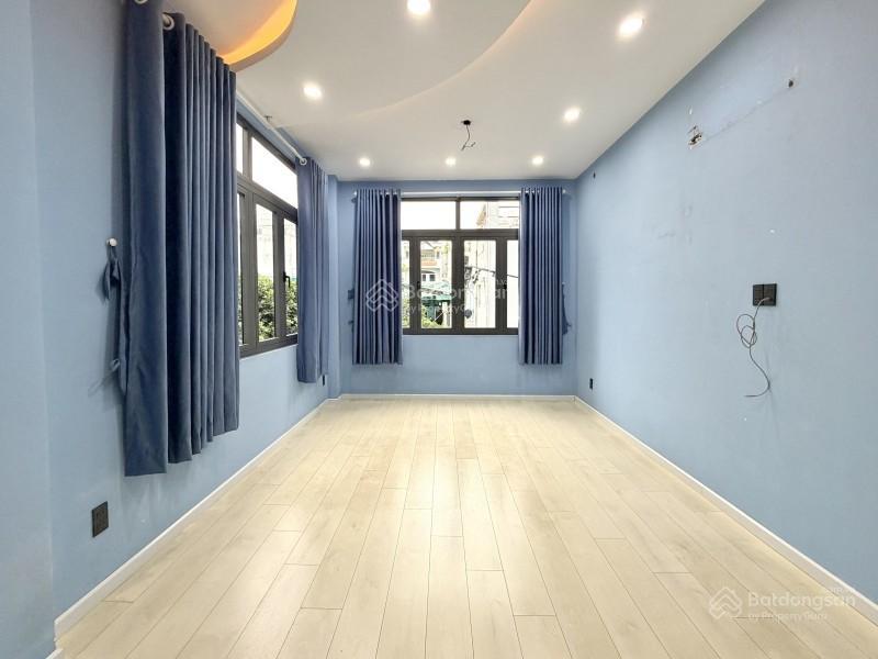 Siêu diện tích 67m2 4 tầng btct ngang lớn 7.8m cách mặt tiền 10m tiện làm văn phòng  ở đông người