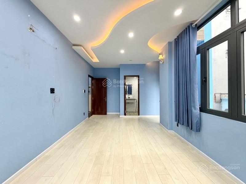 Siêu diện tích 67m2 4 tầng btct ngang lớn 7.8m cách mặt tiền 10m tiện làm văn phòng  ở đông người