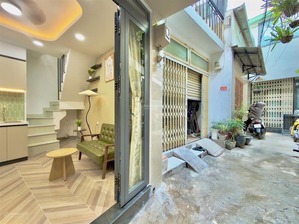 Nhà đẹp ngô đức kế, bình thạnh  12m² 3 tầng 2pn 2wc full nt  cho thuê 10tr/tháng