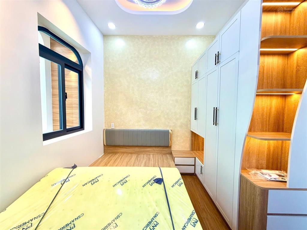 Nhà đẹp view landmark 81  khu hiếm nhà bán 1 trệt 1 lầu 3 pn 43m² không quy hoạch lộ giới full nt