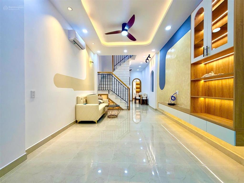 Nhà đẹp view landmark 81  khu hiếm nhà bán 1 trệt 1 lầu 3 pn 43m² không quy hoạch lộ giới full nt