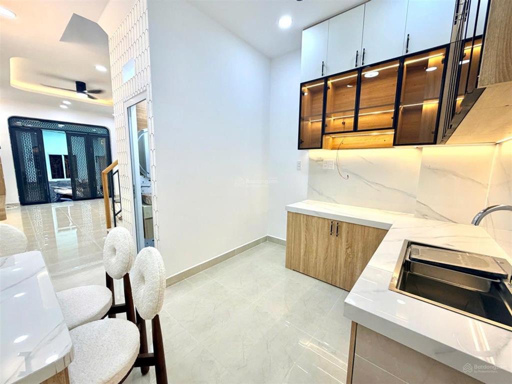 Nhà đẹp view landmark 81  khu hiếm nhà bán 1 trệt 1 lầu 3 pn 43m² không quy hoạch lộ giới full nt