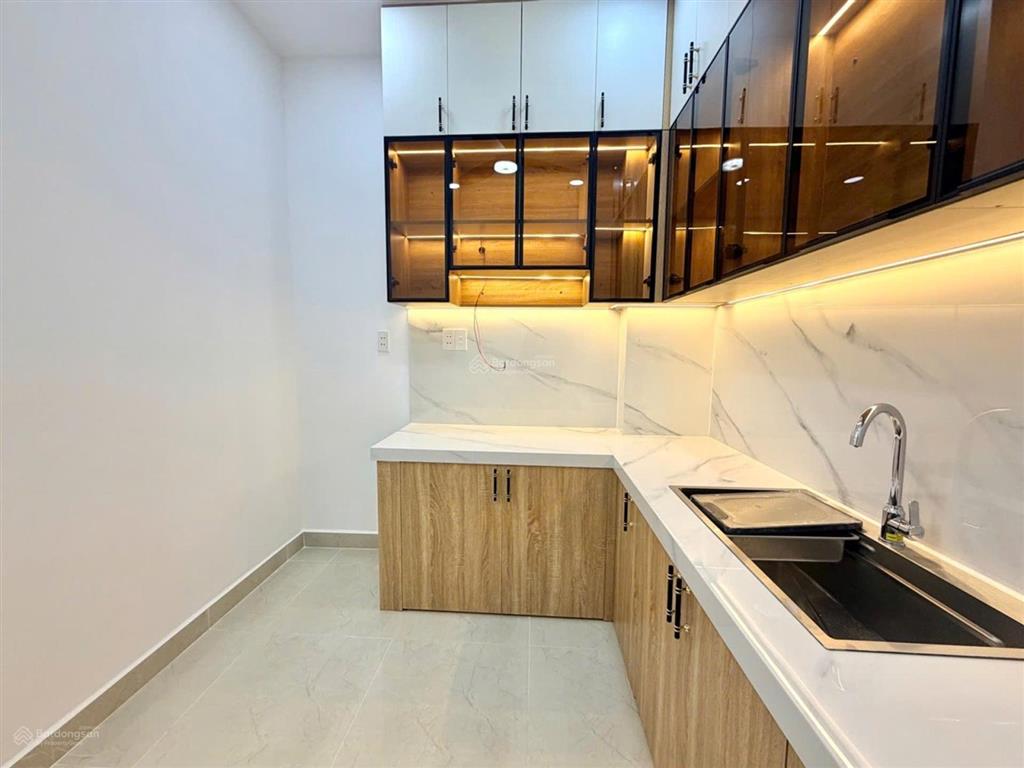 Nhà đẹp view landmark 81  khu hiếm nhà bán 1 trệt 1 lầu 3 pn 43m² không quy hoạch lộ giới full nt
