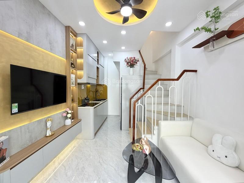 Nhà mới 3 tầng  lê quang định, p7, bình thạnh  dtsd 40m²  tặng full nội thất  hẻm 3 gác sát mt