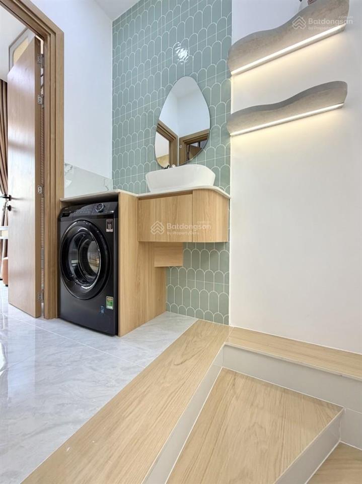 Nhà mới 3 tầng  lê quang định, p7, bình thạnh  dtsd 40m²  tặng full nội thất  hẻm 3 gác sát mt