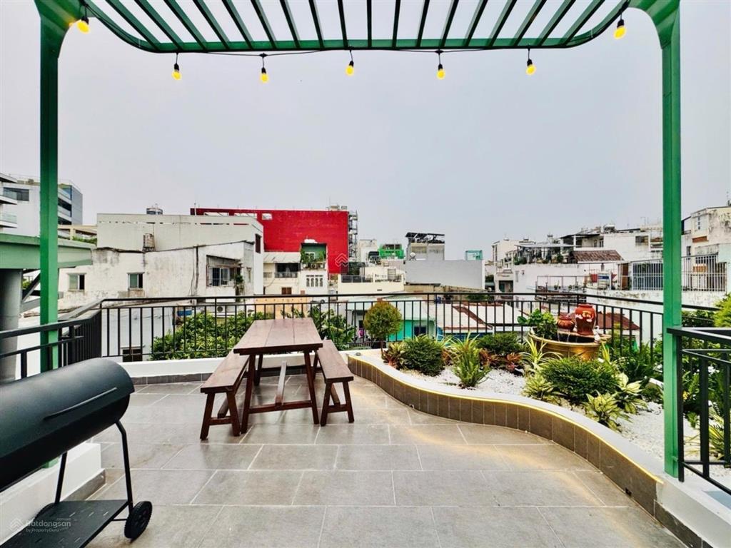 Nhà đẹp sát mặt tiền hoàng hoa thám  4 tầng 4 pn  sân thượng chill  full nội thất