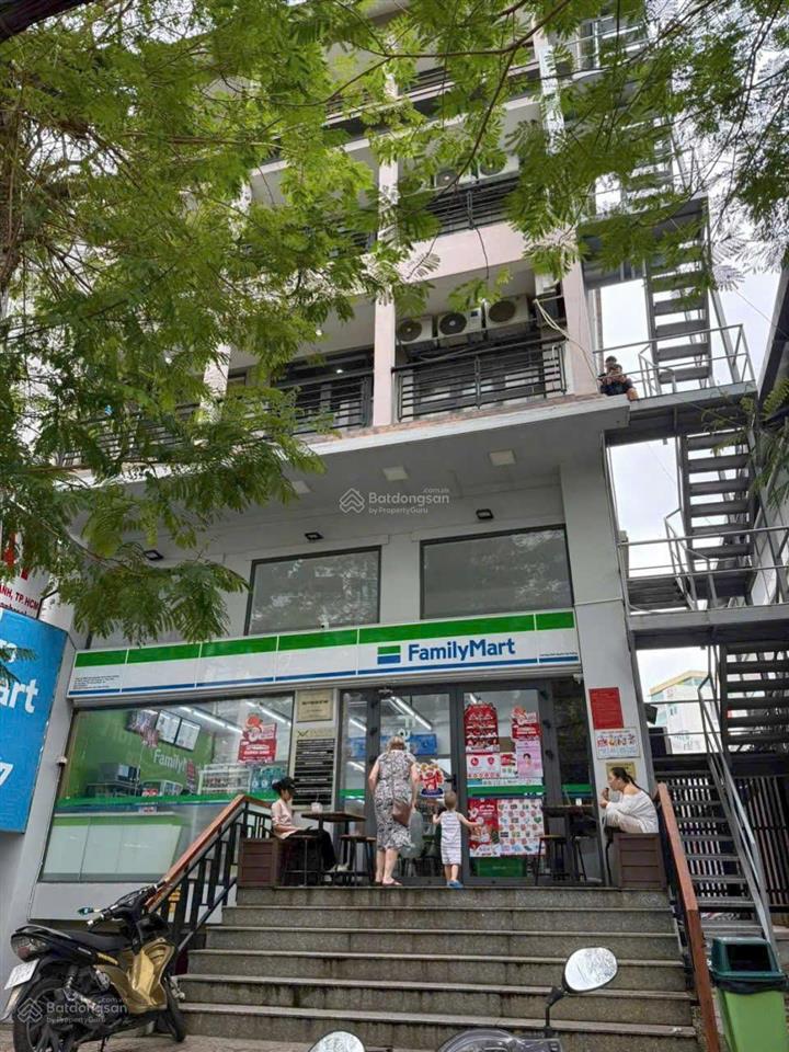 Tòa nhà giảm 7 tỷ | 204c nguyễn văn hưởng thảo điền | 10m x 30m | giá bán nhanh 135 tỷ