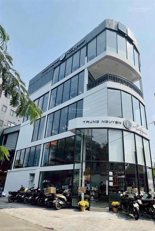 Tòa nhà giảm 2 tỷ | góc 2mt 822 sư vạn hạnh q10 | 4m x 15m = 65m² | giá 38 tỷ | thuê 178 tr