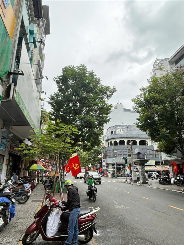 Tòa nhà giảm 3 tỷ | mt 151 nguyễn thái bình q1 | 80m² | thuê 100 tr | giá 45 tỷ