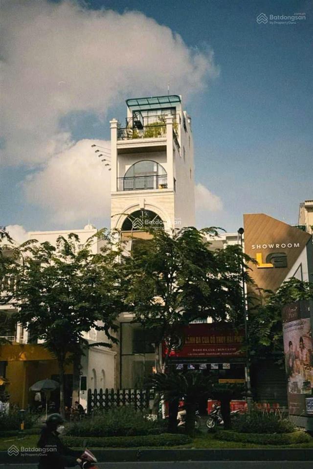 Building giảm 3 tỷ | mt 107 trần quốc hoàn | 128m² | thuê 150 tr | giá 54 tỷ