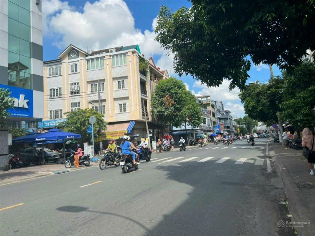 Tòa nhà cần bán gấp | lãnh binh thăng, p. 8, q. 11 | 136m2 | 63 tỷ | thuê 420 triệu
