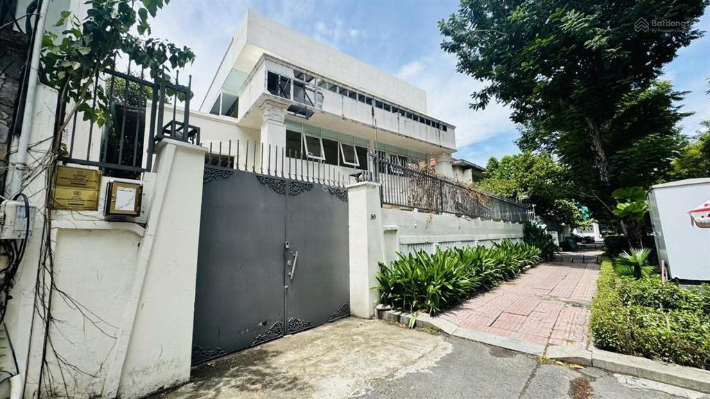 Biệt thự góc 2 mặt tiền | 50 trương định, p. võ thị sáu, q. 3 | 816m2 | 450 tỷ | thuê 600 triệu