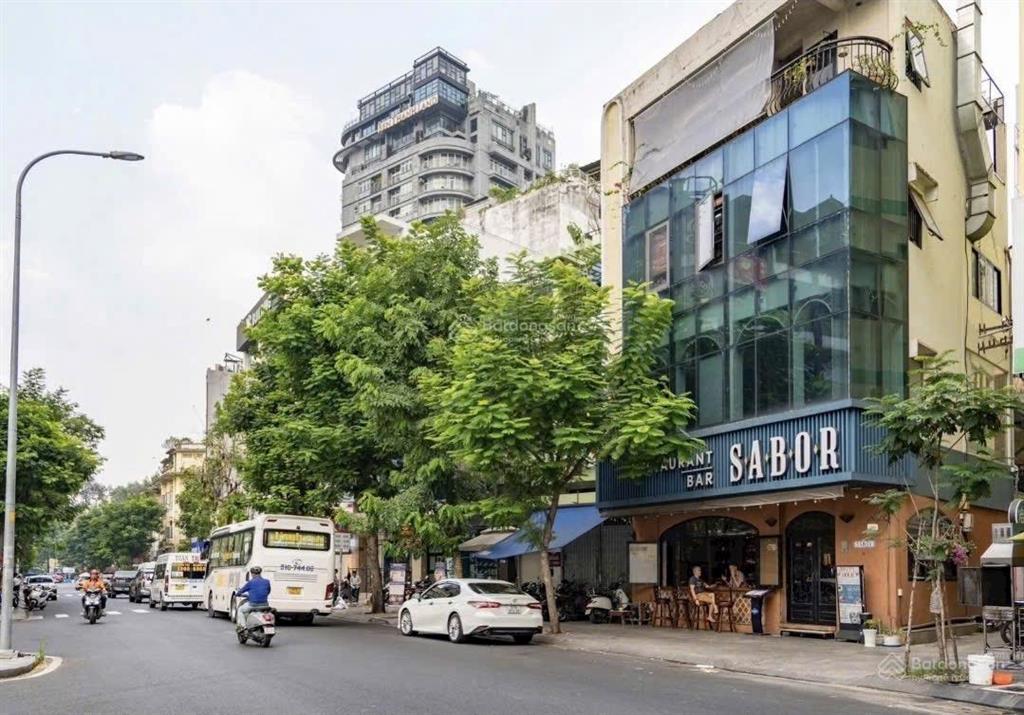 Nhà góc 2 mặt tiền yersin | p. bến thành, q.1 | 10.59x18 = 182.9m2 | 123 tỷ | thuê 341.5 tr/th