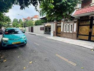 Tòa nhà | 6b lê ngô cát, p. võ thị sáu, q. 3 | 7*24 = 166.6m2 | bán 79 tỷ  thuê 200tr/tháng