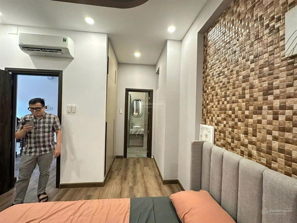 Tòa nhà đường số 15, khu trung sơn, h. bình chánh, 12,5*20 = 247,5m2, bán 35 tỷ  thuê 80tr