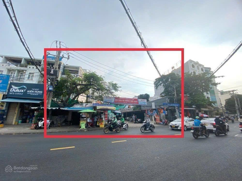 Đất | 215 nguyễn xí, p. 13, q. bình thạnh | 20*61 = 1100m2 | bán 330 tỷ  thuê đàm phán
