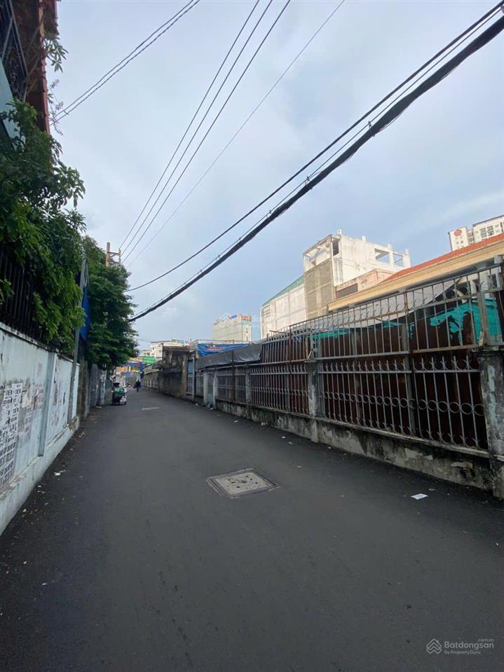 Đất | 215 nguyễn xí, p. 13, q. bình thạnh | 20*61 = 1100m2 | bán 330 tỷ  thuê đàm phán