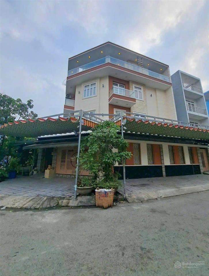 Chủ gấp bán giảm sâu biệt thự liền kề lô góc 2 mặt tiền kdc bình điền quận 8, giá 11 tỷ. 9x17m,