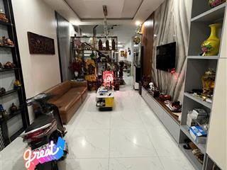 Bán nhà sát mặt tiền đường bông sao q8, 4 tầng, 4.06x20m, nhỉnh 8 tỷ,  0938 827 *** ms tuyền