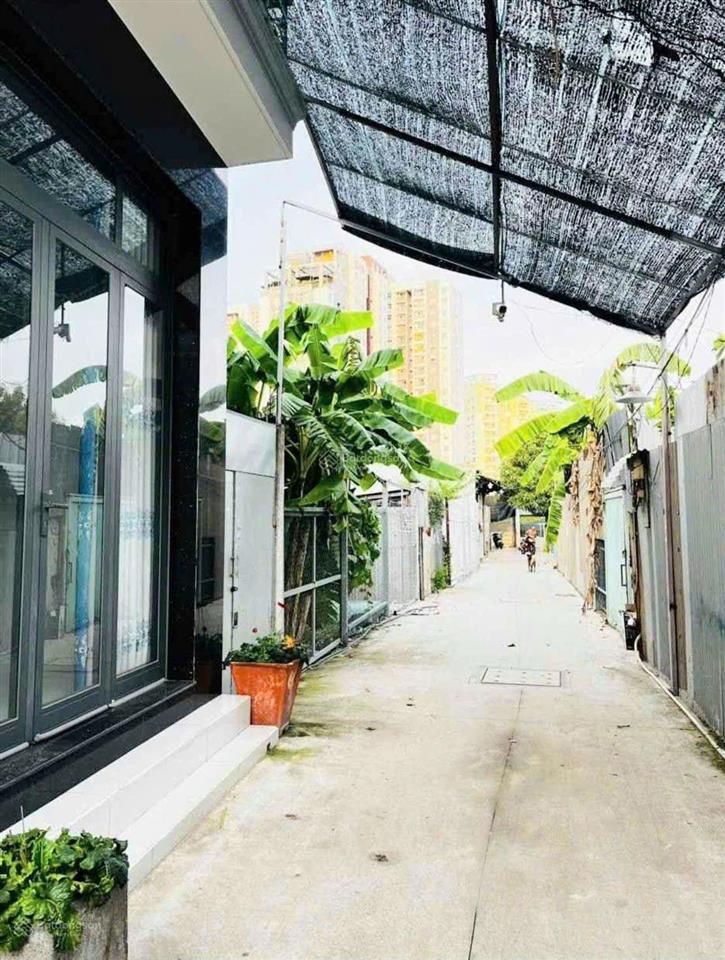 Bán đất đẹp vuông vức, phạm thế hiển q8, 62m2, khu vực xây dựng 4 tầng, xe hơi 4 chỗ đỗ cửa