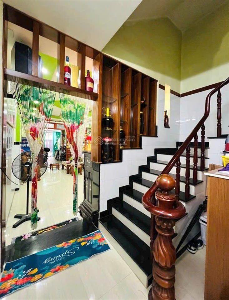 Bán nhà kdc bình hưng, 4 tầng, 96m, đối diện bến xe quận 8, chỉ 9.8 tỷ,  ms tuyền 0938 827 ***