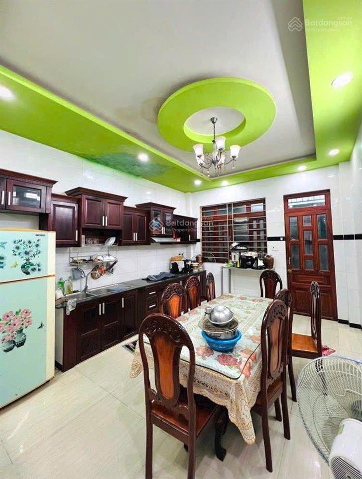 Bán nhà kdc bình hưng, 4 tầng, 96m, đối diện bến xe quận 8, chỉ 9.8 tỷ,  ms tuyền 0938 827 ***