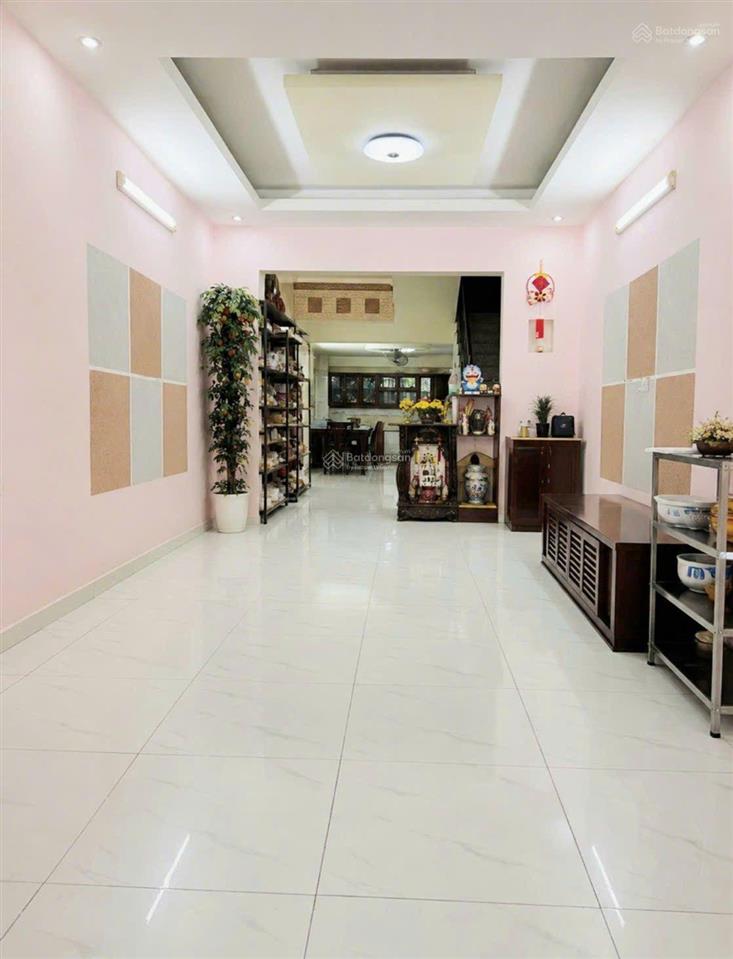 Bán nhà kdc bình hưng đối diện bến xe quận 8, 80m2, 3 tầng, nhỉnh 9 tỷ,  0938 827 *** ms tuyền