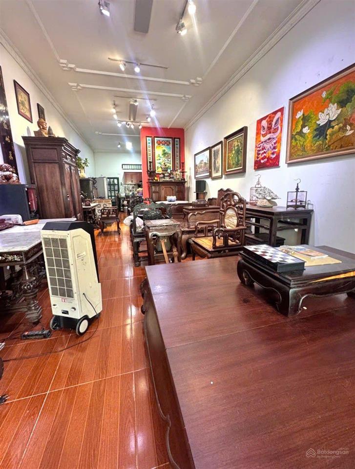 Bán nhà đẹp sát phạm hùng, quận 8 căn nhà vị trí đẹp, ô tô đỗ cửa 60m chỉ nhỉnh 6 tỷ