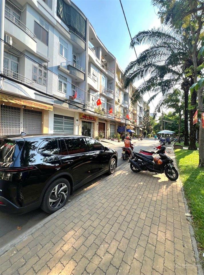 Bán nhà mặt tiền đường số bông sao q8, view công viên thoáng mát kinh doanh đỉnh 4 tầng
