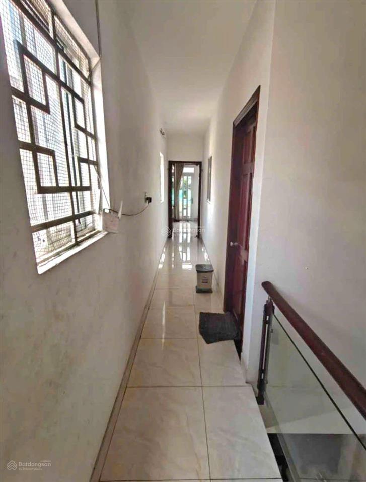 Sát bến xe quận 8, 92m2 nở hậu ô tô đỗ cửa chỉ 6.25 tỷ. căn nhà hiếm có với diện tích lớn