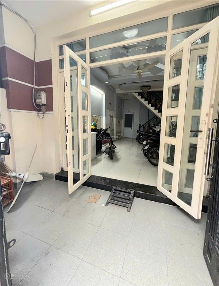 Cần bán chdv 4 tầng huỳnh tấn phát, quận 7 ô tô đỗ cửa, dòng tiền 36 triệu/tháng chỉ 8.2 tỷ
