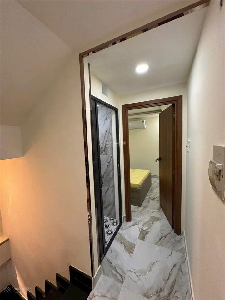 Nhà trần bình trọng quận 5 giảm sâu chỉ hơn 5 tỷ, dtsd ~80m2, 4 tầng 3pn, tặng full nội thất ở ngay