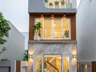 Nhà siêu đẹp trung tâm lê hồng phong quận 5 7 tỷ, dt nở hậu 6m dài 10m, 2 tầng 3pn 3wc xây mới ngay