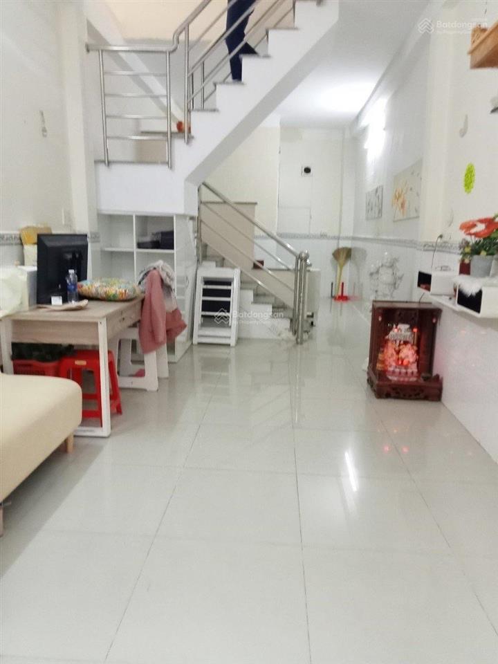Bán nhà gần mt nguyễn văn cừ, 4 tầng 3pn có st thoáng mát, nhà đẹp ở ngay