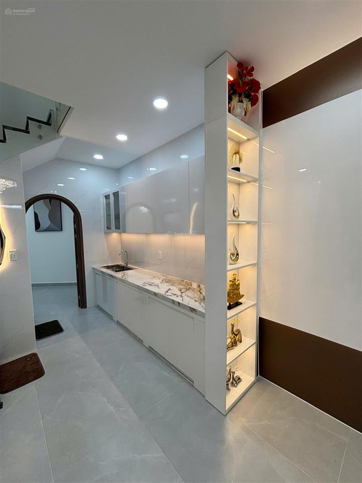 Bán nhà 6,25 tỷ đường 100 bình thới, dt 4,5x10m, 2 tầng 3pn 2wc nhà mới đẹp, xách vali vào ở ngay