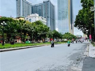 Cực hiếm đất liễu giai, ba đình oto vào nhà, phân lô, vài bước ra phố dân trí caoxây toà có, chdv