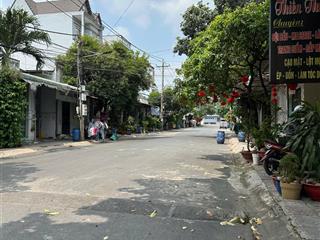 3ti900 còn tl lô đất 65m2 thuộc khu toa xe lửa 1.ngay sát vincom 550 dĩ an