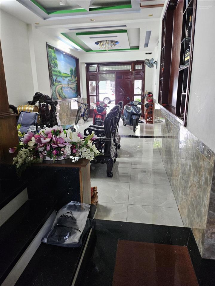 7 tỷ 700 nhà mặt tiền kinh doanh đường số 1 khu toa xe lửa. ngay vincom. 3 tầng. dt 76m2. tp dĩ an