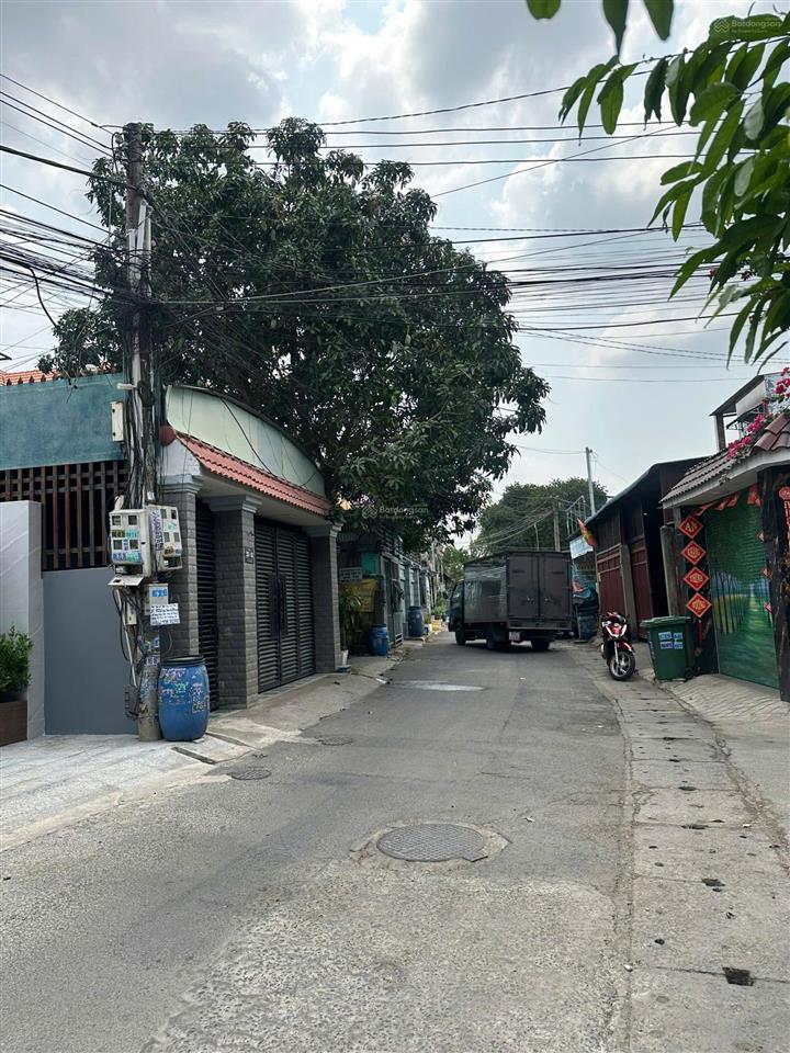 7tỷ750 bán nhà đông hòa, dĩ an đường võ thị sáu ngang 6m đường lớn thông tiện làm văn phòng công ty